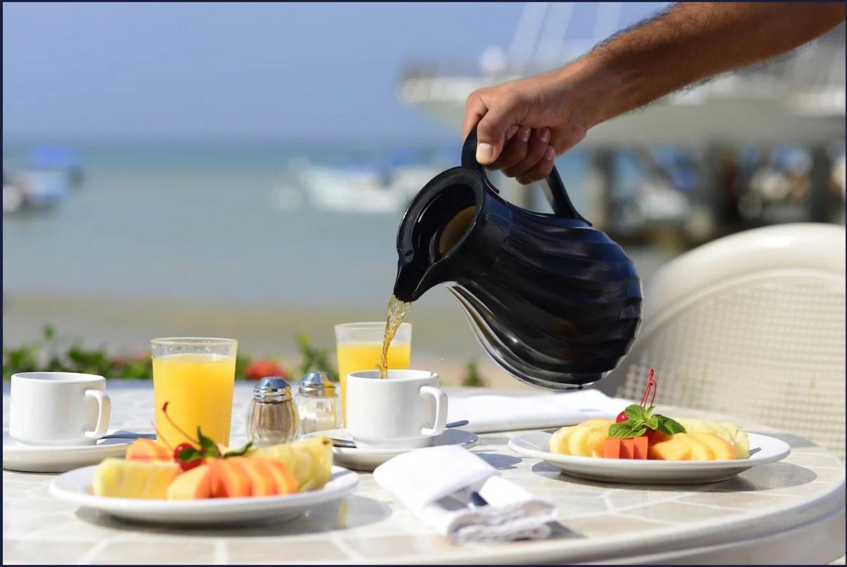 Hotel Delfin Vista Pier Beach Front Puerto Vallarta Bagian luar foto